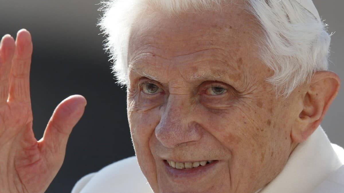 Contra la caricatura que de él hicieron los medios progresistas, Joseph Ratzinger era un hombre de gran dulzura de carácter y delicadeza en el trato.