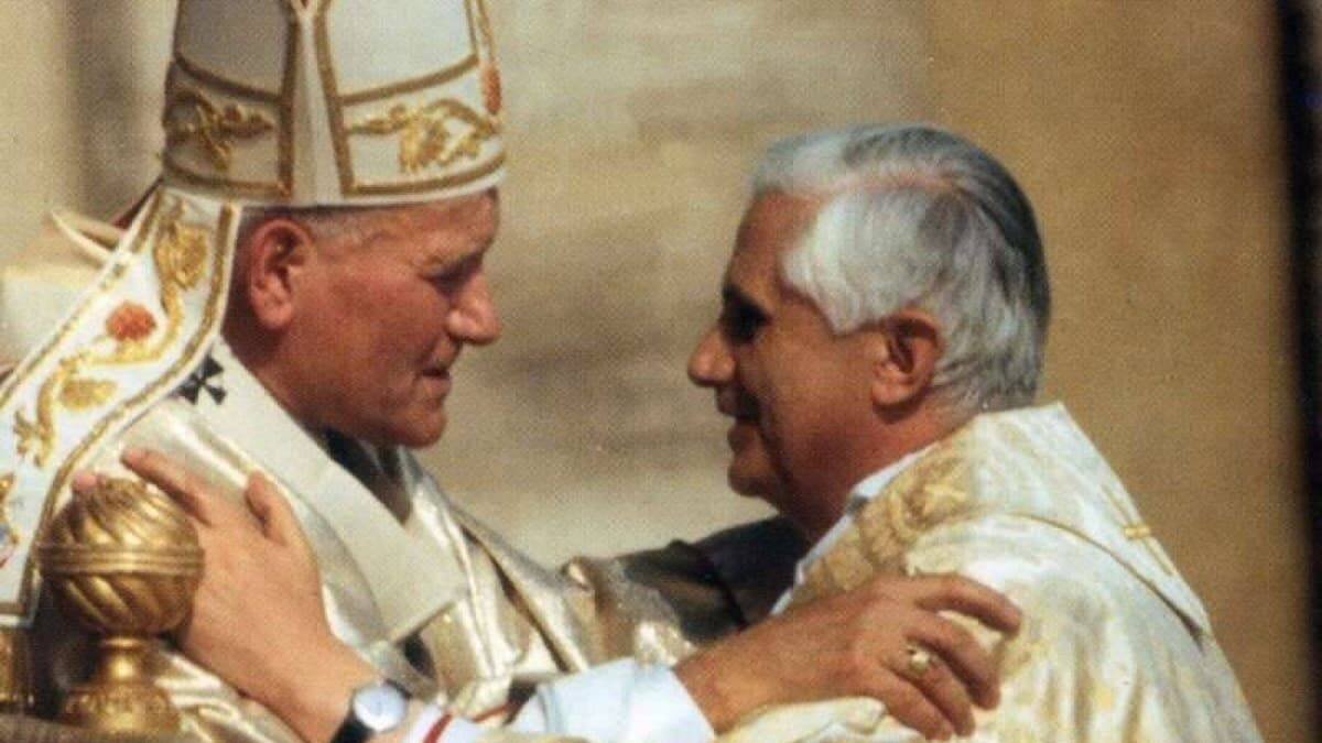 El Catecismo de la Iglesia Católica es el instrumento privilegiado pensado por San Juan Pablo II y el cardenal Joseph Ratzinger para la evangelización con una doctrina firme y segura.