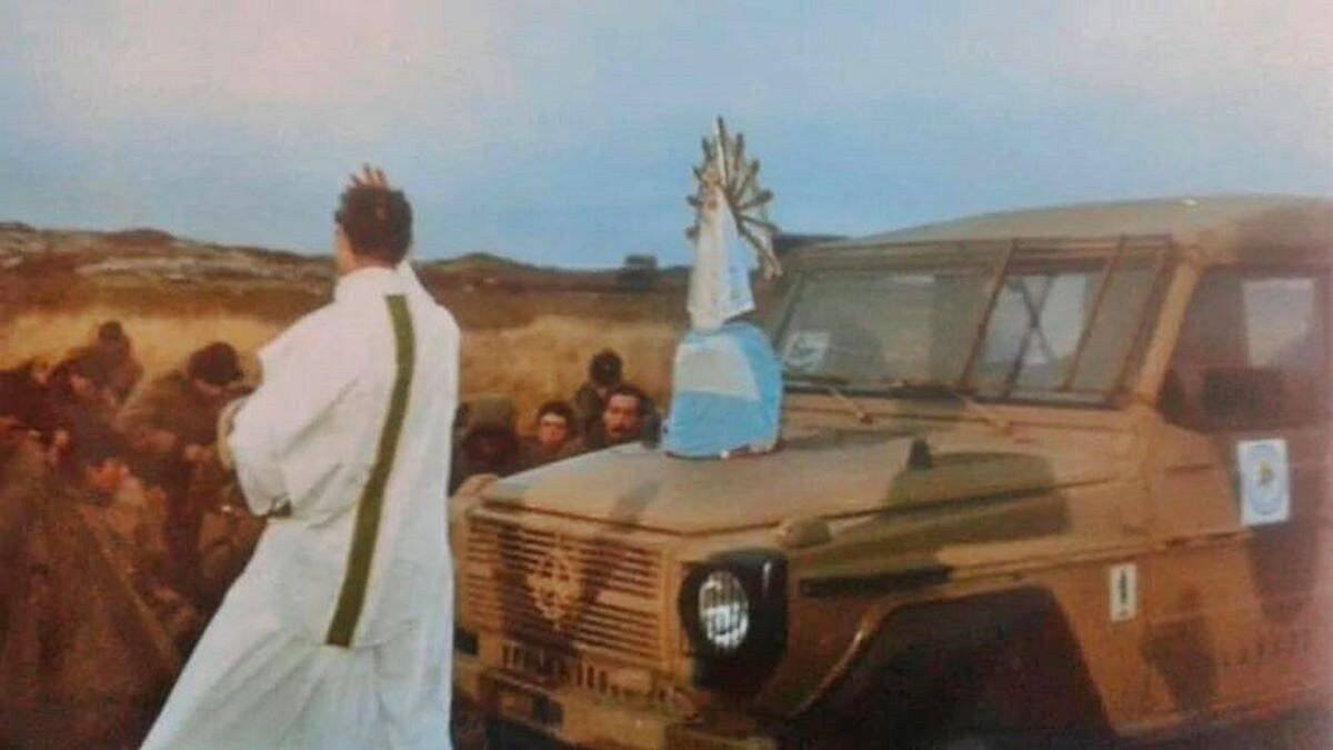 La Virgen de Luján estuvo muy presente en la gesta argentina de las Malvinas en 1982, inspirando el patriotismo de los combatientes.