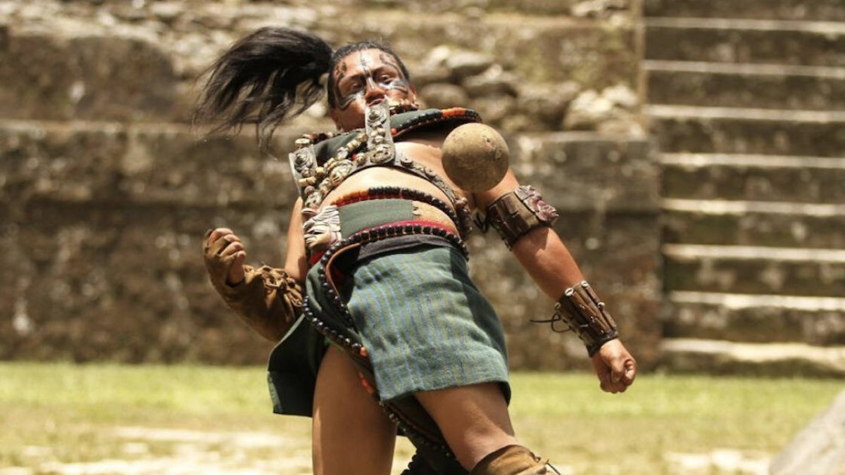 Fray Francisco de Beráscola llegó en 1595 al nuevo continente. Allí viviría en primera persona una de las empresas civilizadoras más importantes de la historia (fotografía: fiesta popular en la que se representan los juegos tradicionales aztecas).
