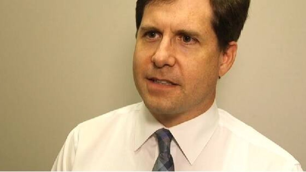 Experto en cuidados crónicos y familiares, James Breen denuncia la mala ciencia de la medicina transgénero