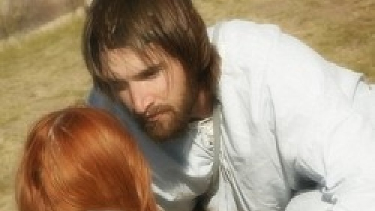 Al verla, Jesús la llamó ...