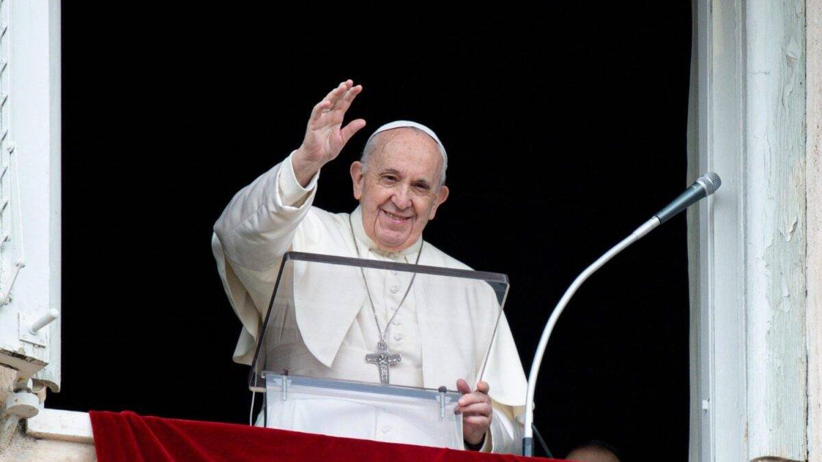 El Papa Francisco explicó durante el rezo del Regina Coeli cuál es el camino de Jesús a seguir y cómo lograrlo.