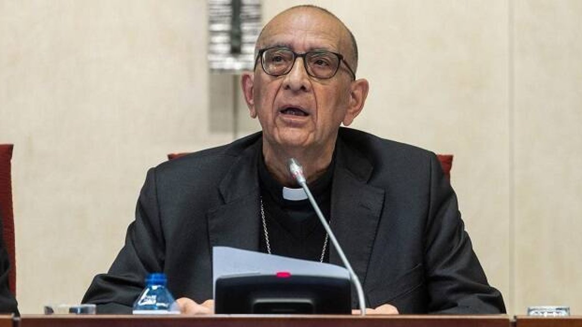 El cardenal Omella ha pedido defender al niño por nacer, critica que un huevo de águila esté más protegido