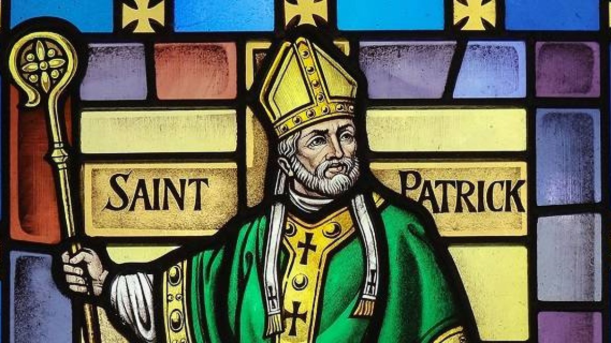 La Iglesia celebra este martes la fiesta de San Patricio, gran evangelizador de Irlanda, y cuya fiesta se celebra en todo el mundo.