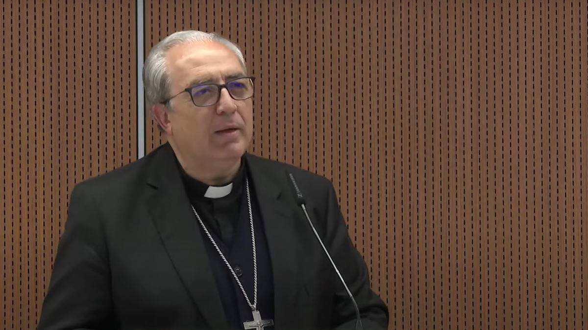 César García Magán, obispo auxiliar de Toledo y secretario general de la Conferencia Episcopal Española, fue el encargado de presentar los datos del informe elaborado por los obispos sobre los casos de abusos en el ámbito de la Iglesia española.