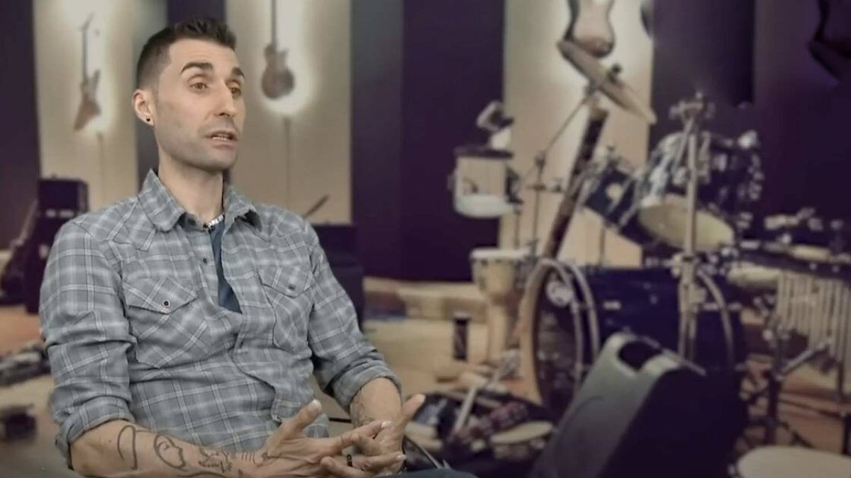 Rubén de Lis es gallego, y con 16 años ganaba 3000 euros como músico profesional: el encuentro fortuito en un concierto con su futura mujer le salvó de las adicciones y le acercó a Dios.