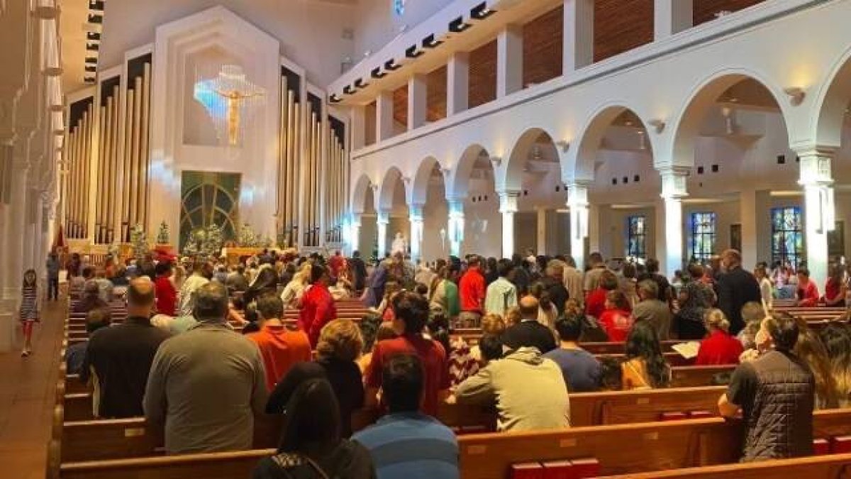 Las claves para enfrentar la secularización y volver a llenar las iglesias, según un obispo, no pasan por las propuestas heterodoxas.