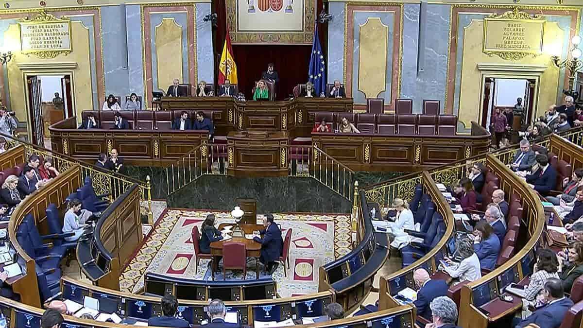 En la política, 'el practicismo ha sustituido a la ética y las encuestas han pasado a ocupar el lugar de la conciencia', afirma el obispo de Orihuela-Alicante, José Ignacio Munilla.