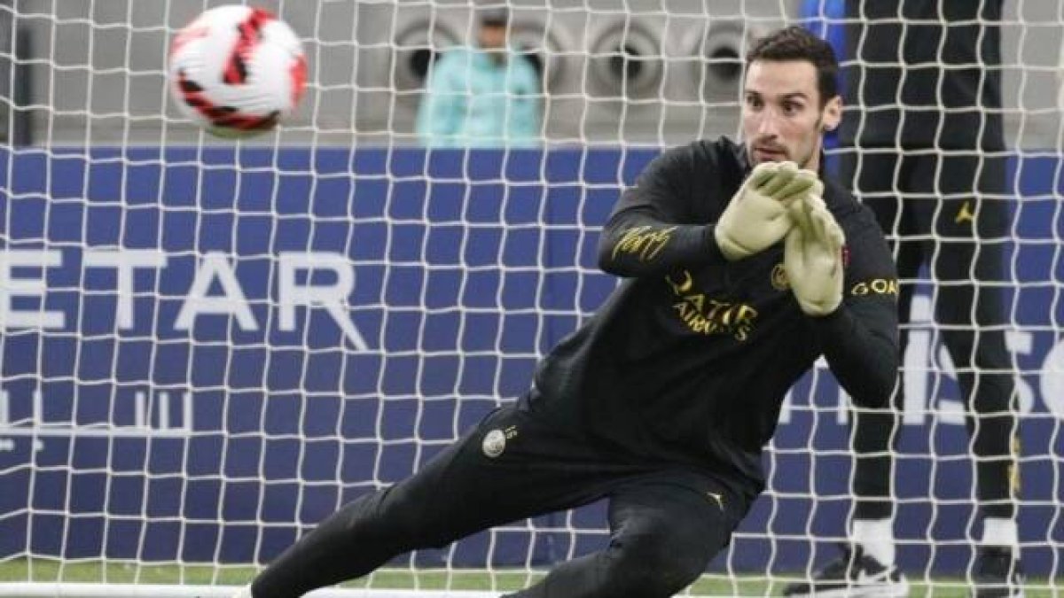 Tras un grave accidente a caballo del futbolista católico Sergio Rico, el hospital informa de que