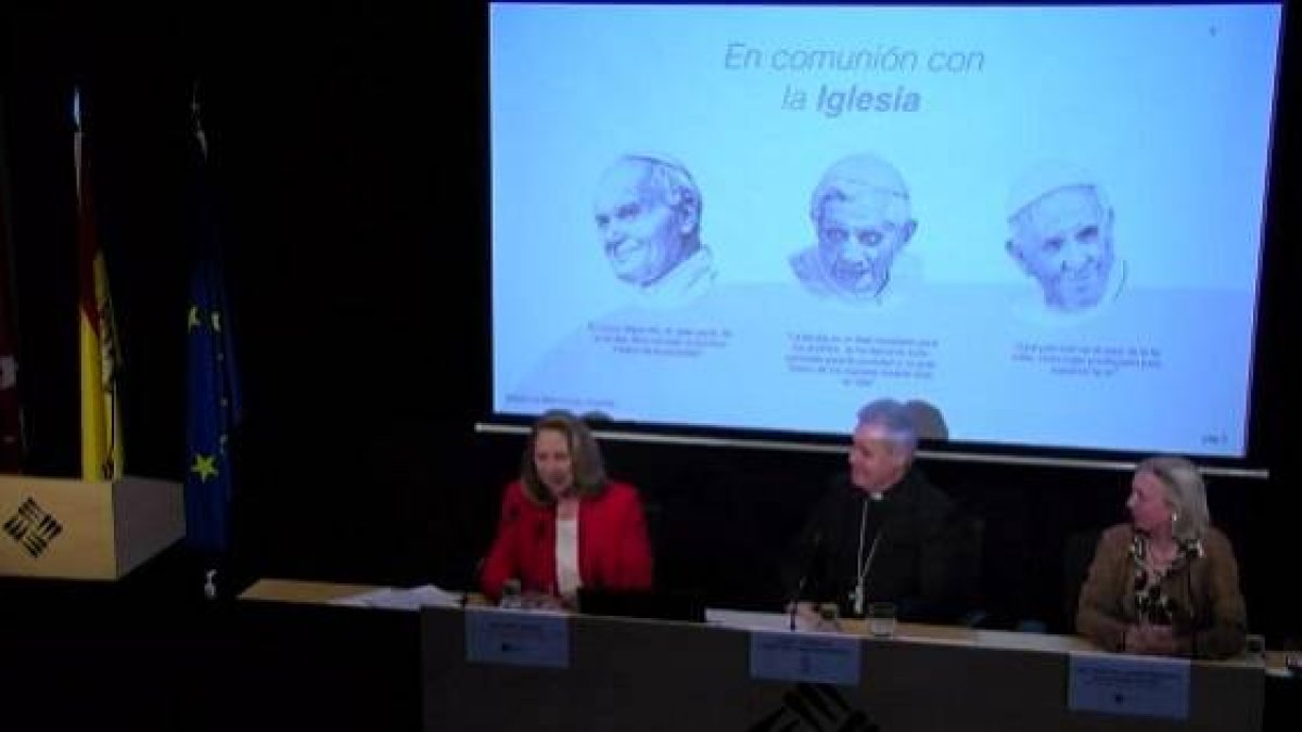 Presentación del Máster completamente online de Matrimonio y Familia de la Francisco de Vitoria, el CEU y la Facultad de Teología de Burgos