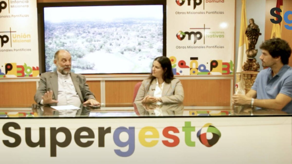 La última tertulia de Supergesto nos trae a tres influencers católicos: Patricia Trigo, Carla Restoy y Pablo García, que hablan de la importancia de los sacramentos para los jóvenes.
