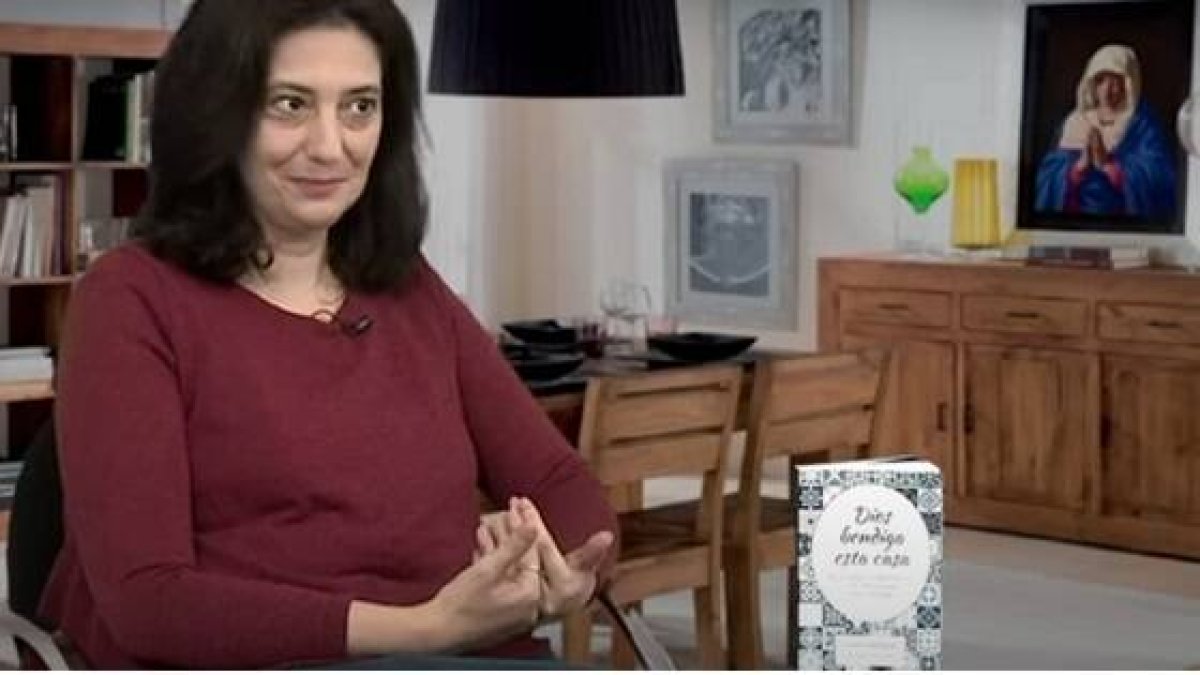 Chiti Hoyos habla en Dios Bendiga este Hogar de la fuerza para el bien de un hogar católico