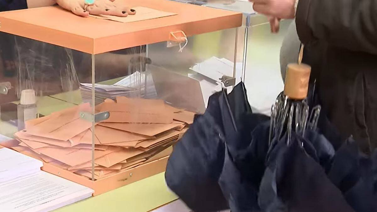 En España, las elecciones municipales y autonómicas coincidieron este año con la festividad de Pentecostés.