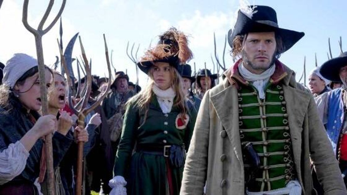 Charette y su colaboradora La Irlandesa con su ejército campesino en la película Vencer o Morir
