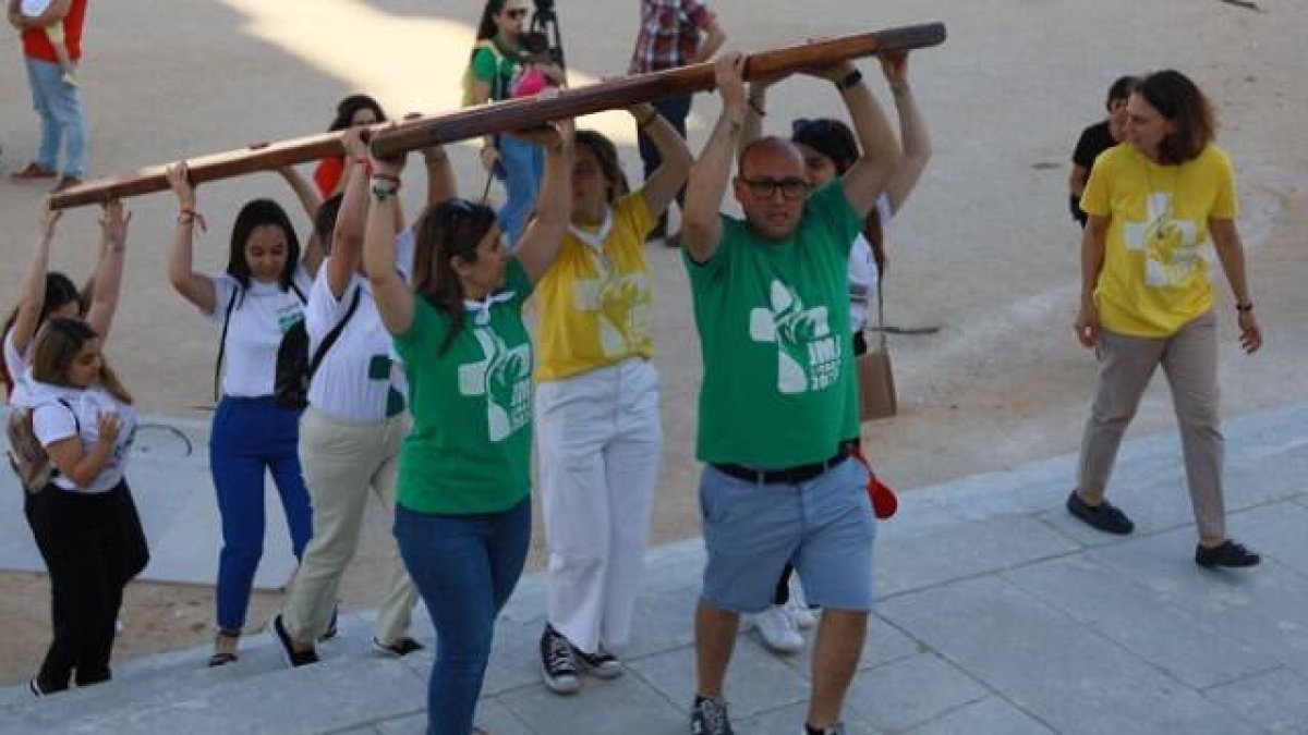 La Cruz de la JMJ ha recorrido Portugal y España y ha sembrado semillas de la JMJ de Lisboa