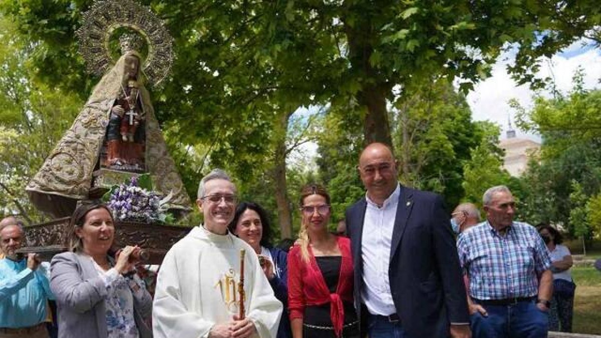 Devotos de la Virgen de El Henar en su 50 aniversario de coronación