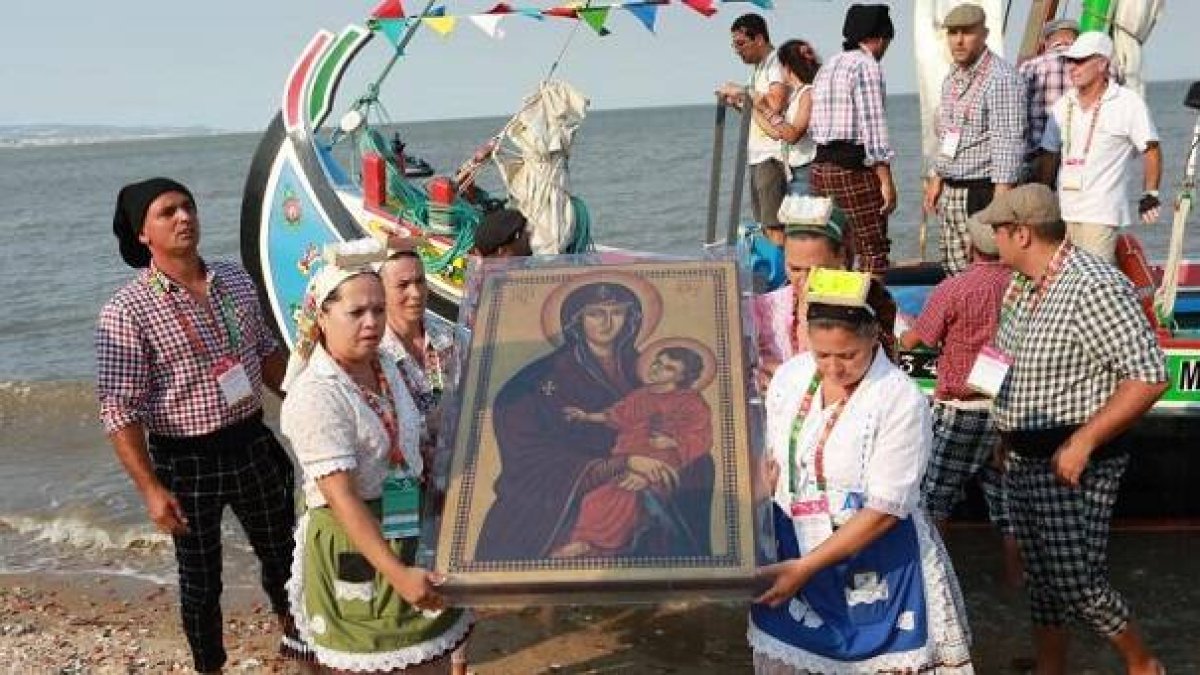 Es el icono de la Salud del Pueblo Romano, pero también de la JMJ y la Virgen de las Nieves, que llega en barco a la misa final de la JMJ