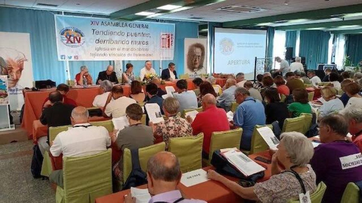 Los miembros de la HOAC están reunidos durante cuatro días en Segovia para su decimocuarta asamblea general. Foto: Vatican News.