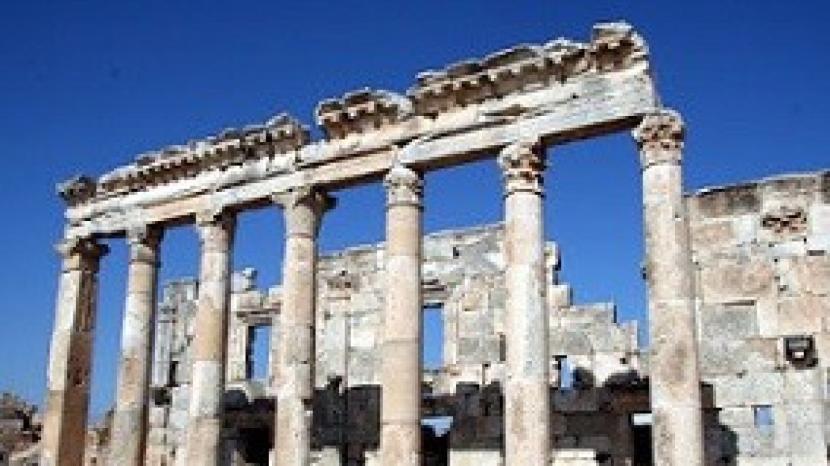 Restos de un templo romano en Apamea.