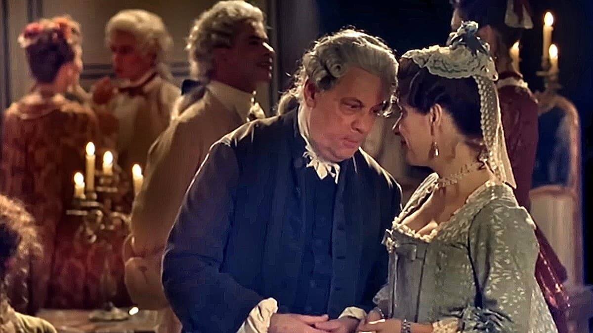 En la imagen, el filósofo ilustrado Bernard de Fontenelle (1657-1757), interpretado por Michel Serrault en la película para televisión 'Un coeur oublié [Un corazón olvidado]' (2001), de Philippe Monnier.