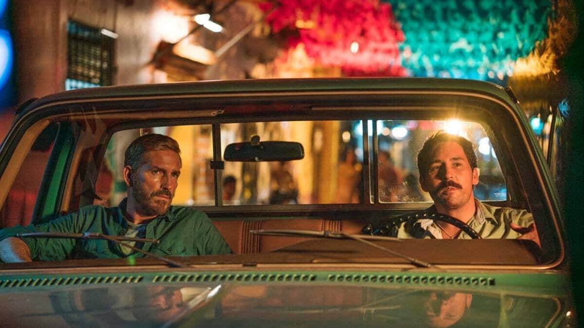 'Los niños de Dios no están a la venta', dice Tim Ballard (Jim Caviezel) en un impactante momento de 'Sound of Freedom' (Alejandro Monteverde, 2023). En la imagen, Jim Caviezel y Javier Godino en una escena de la película.