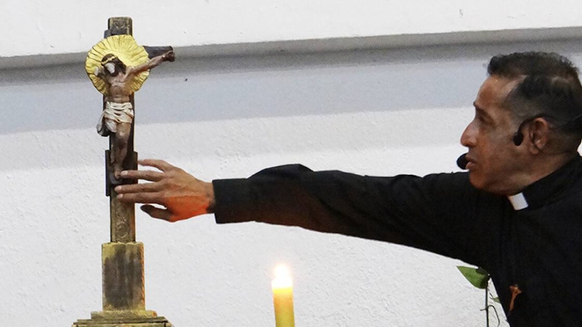El chavismo cerró su televisión y cayó en una vida de desenfrenos, Dios le dio otra oportunidad (Fot.@GuardianCatolic).