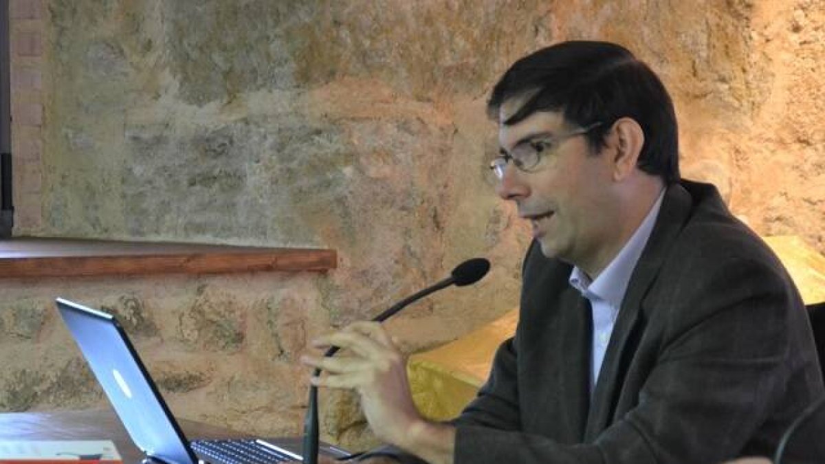 Isidro Catela explica la importancia de las series hoy y de todo lo que hay que comprender de ellas.