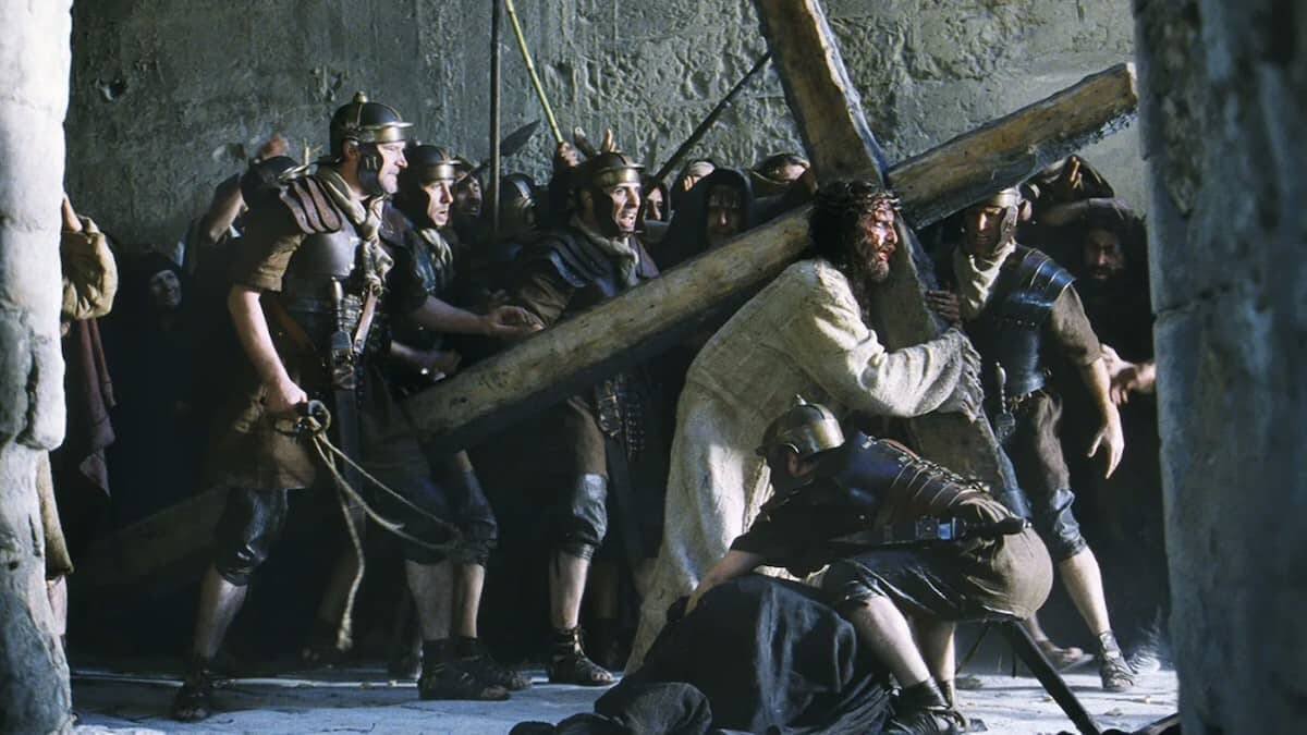 La escena del Via Crucis en 'La Pasión de Cristo' de Mel Gibson.