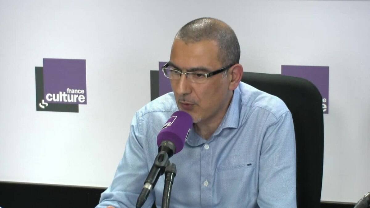 Omero Marongiu-Perria es doctor en sociología, especialista en Islam francés. Fue miembro de los Hermanos Musulmanes en Francia de 1993 a 2004.