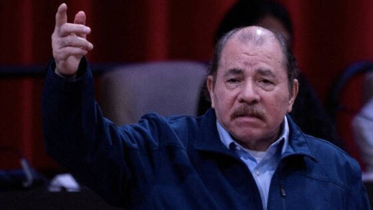 En la lista de religiosos proporcionada por el gobierno no figura, sin embargo, el obispo católico de Matagalpa, monseñor Rolando Álvarez, acusado de conspiración y condenado a 26 años y cuatro meses de cárcel en febrero pasado.