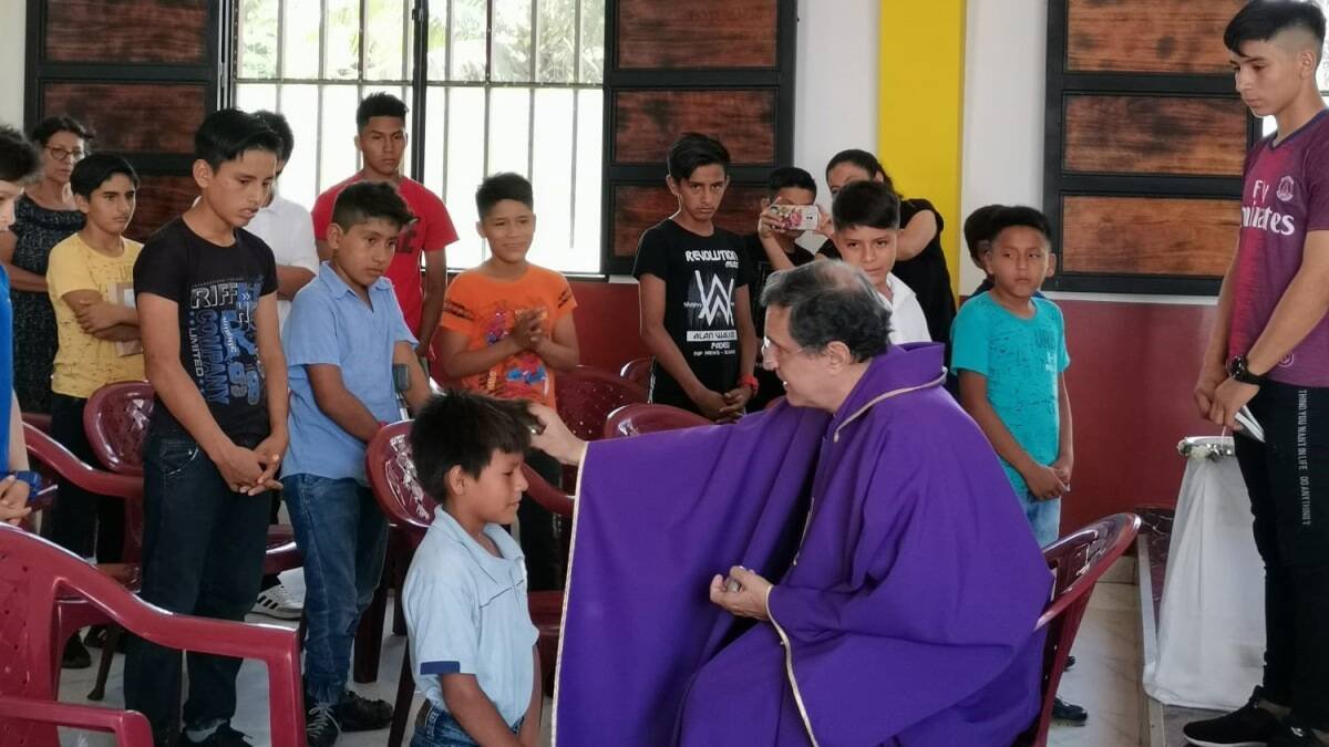 El padre Ignacio María Doñoro fundó el Hogar Nazaret en Perú hace una década: actualmente da cobijo y ayuda a más de 300 niños, y son miles los que de una forma u otra han recibido su apoyo.