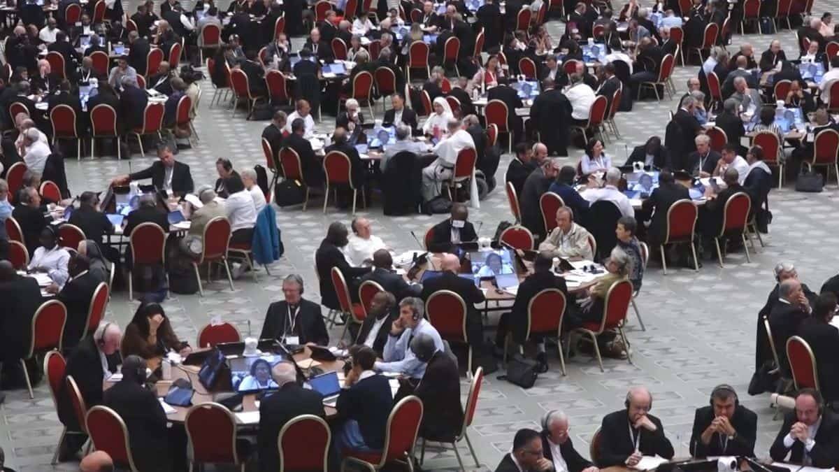 Tras casi un mes de trabajos en pequeños círculos, se elaboró un documento de síntesis de lo tratado en el sínodo de la sinodalidad, cuya segunda parte tendrá lugar en octubre de 2024.