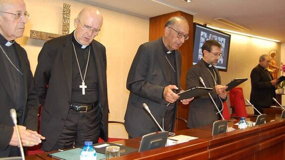 Los obispos españoles en la Plenaria Extraordinaria sobre los abusos a menores en la Iglesia