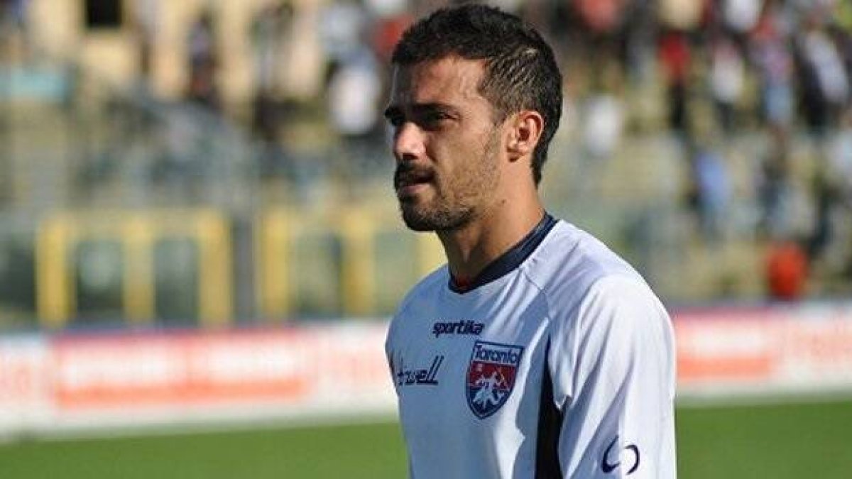Federico Rizzi pasó en su carrera futbolística por equipos como la Salernitana, el Taranto, el Cremonese, el Montova o la Triestina.
