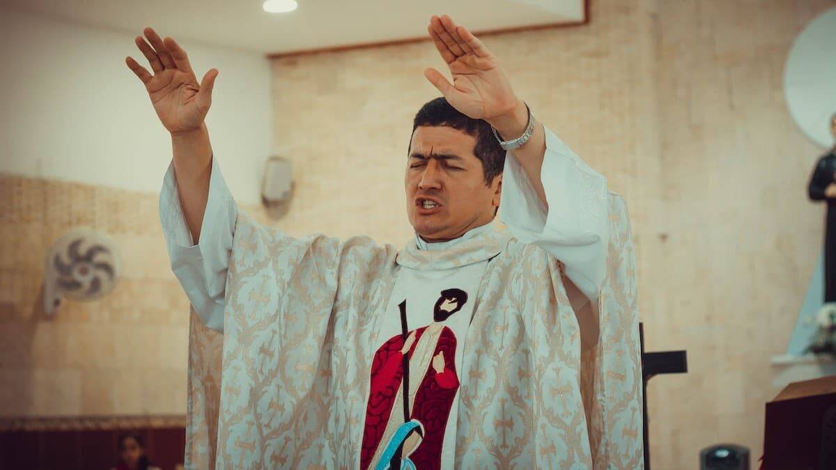 Bendecir lo que no es confome con la voluntad de Dios no es solo un imposible teológico, también metafísico y lógico. Foto (contextual): Leider Mendoza / Cathopic.com