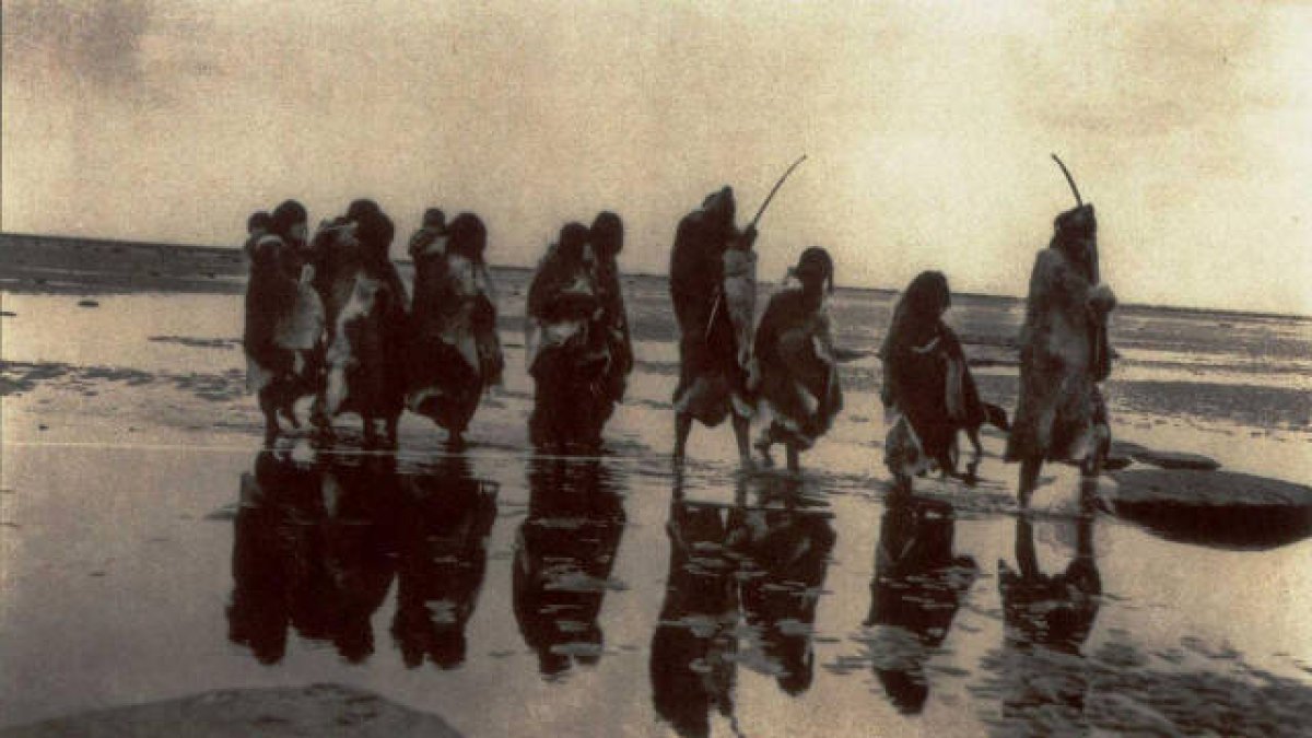 Charles Darwin y los selk’nam