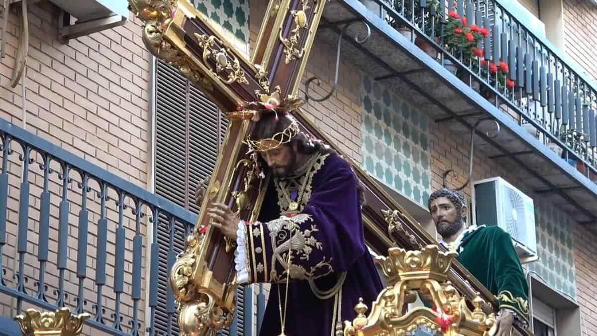 Procesión de Nuestro Padre Jesús Nazareno en Jaén, en la Semana Santa de 2023. Imagen: captura canal Youtube de José Luis Curiel Luna.
