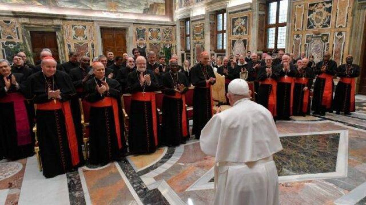 Francisco recibió este 26 de enero
en audiencia a los participantes en la asamblea plenaria del Dicasterio para la Doctrina de la Fe (Foto: Vatican Media).
