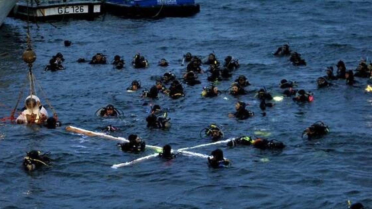 El viacrucis submarino de Puerto Madryn, Argentina, foto de Gustavo Espeche Ortiz