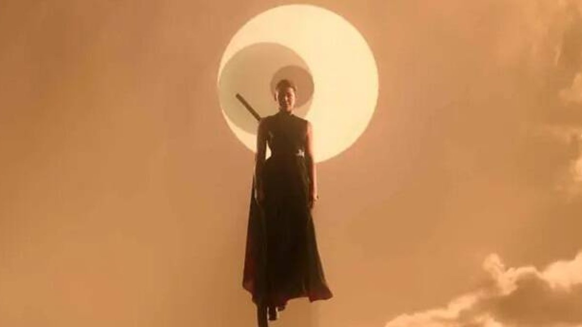 Una figura ominosa y un sol extraño en El Problema de los Tres Cuerpos, serie de ciencia ficción basada en una trilogía de éxito