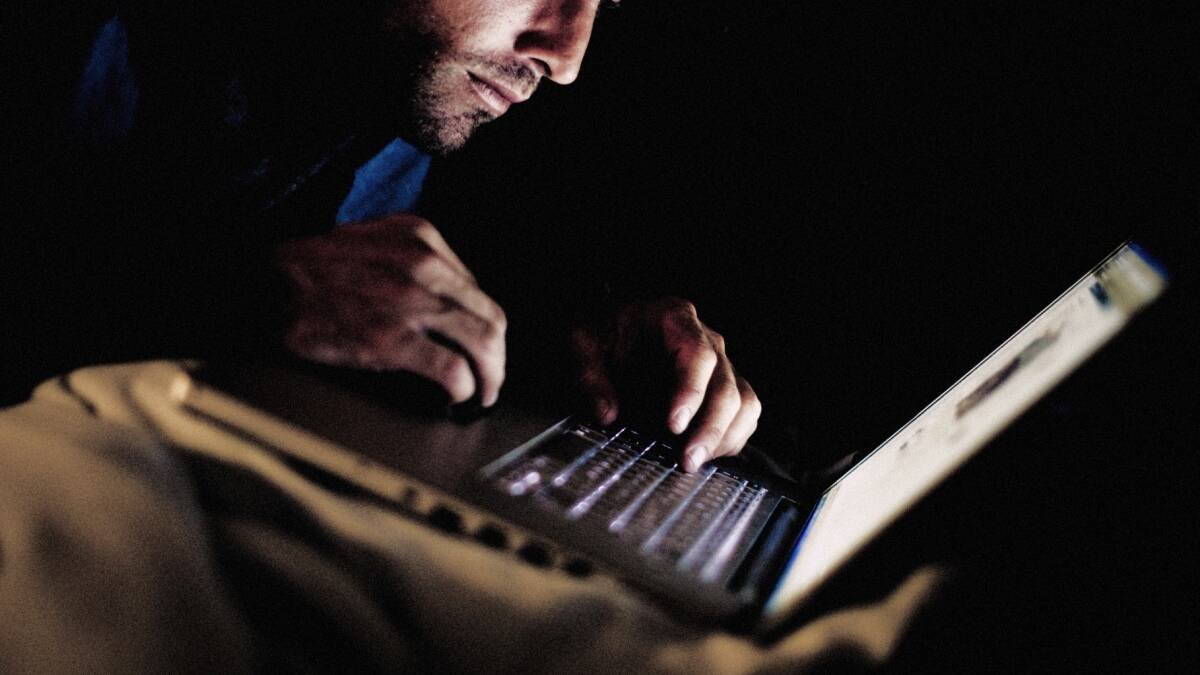 A los 18 años, el 90% de los chicos y el 60% de las chicas han visto pornografía en internet. Unas cifras más que inquietantes tratándose de una actividad tan adictiva.