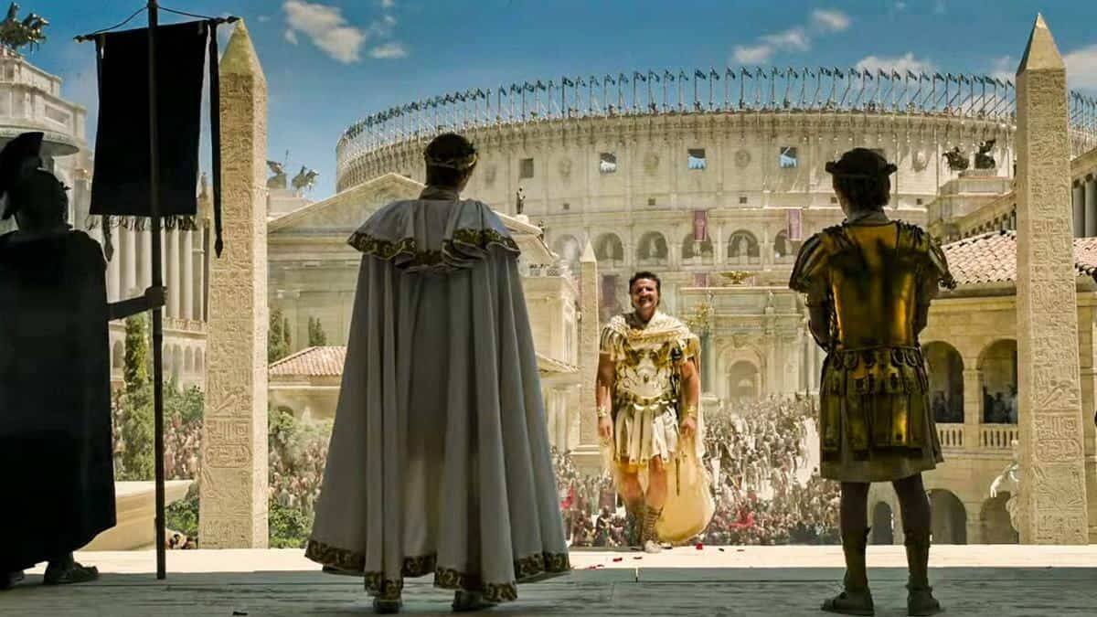 El Coliseo, engalanado para el emperador en 'Gladiator II' (Ridley Scott, 2024).