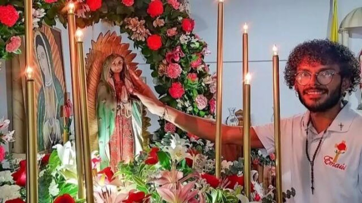 Actualmente el actor colombiano Cristian Bosh sirve en Emaús, participa en apostolados y lleva una dedicada vida de fe, oración y confianza en Dios. Pero no siempre fue así: antes, durante años, sirvió en el frente contrario.