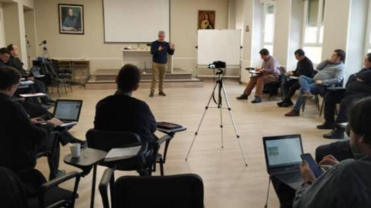 Un momento del curso Pastores Gregis para sacerdotes que buscan cambiar sus parroquias para que sean evangelizadoras de verdad