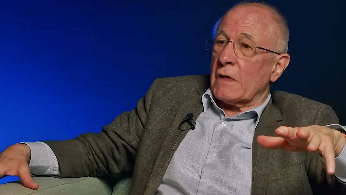 Rémi Brague denuncia la capacidad de Europa para autodestruirse a manos de unas élites mediáticas y políticas a las que no importa el pueblo. Foto: captura canaal de Youtube de Transmission.