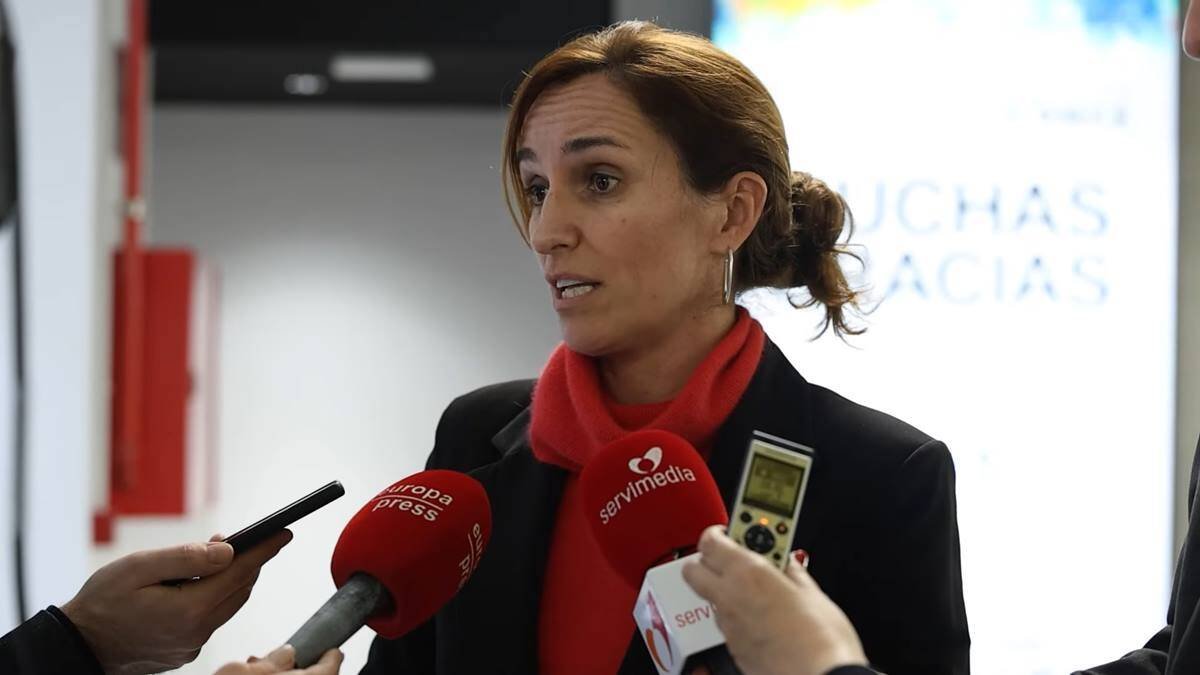 Mónica García, ministra de Sanidad, partidaria de las listas negras de médicos objetores al aborto y la eutanasia.