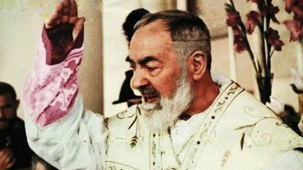 El Padre Pío sufrió durante más de 50 años los estigmas de la Pasión de Cristo en su propio cuerpo.