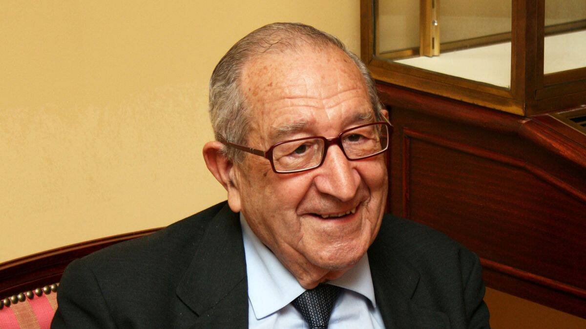 Luis Suárez, uno de los más importantes historiadores españoles de las últimas décadas, católico militante y comprometido en la defensa de la verdad de la Iglesia y de España.