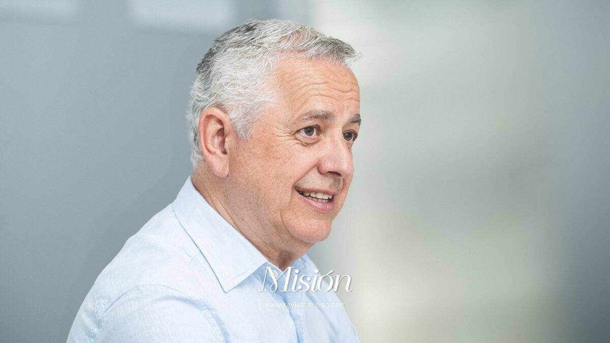 José María Villalón es jefe de los servicios médicos del Atlético de Madrid desde hace 30 años / Fotografía: Dani García / Revista Misión.